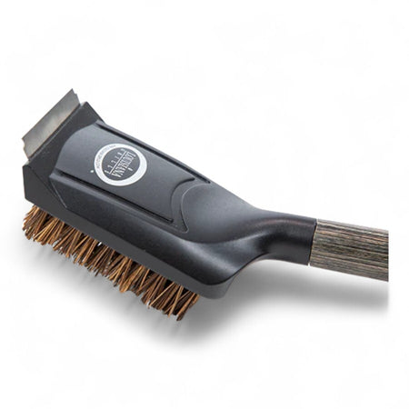 Closed up Louisiana Grills Palmyra Cleaning Brush Head