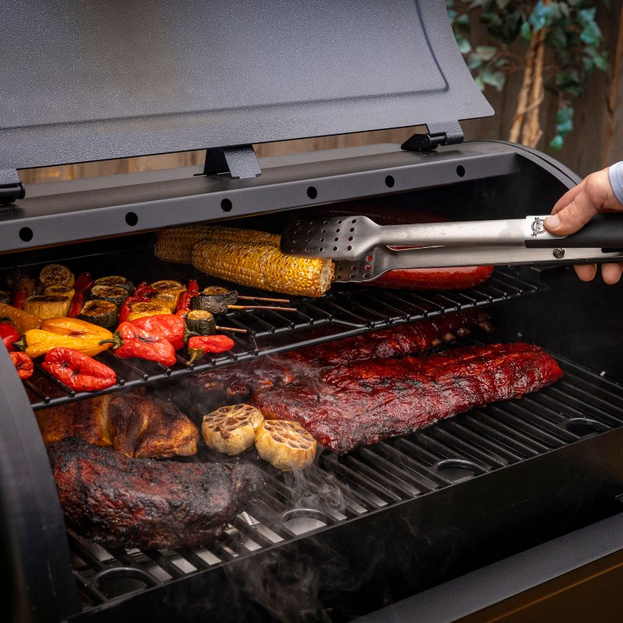 Pit Boss Navigator 850 Connected Wood Pellet Grill - intoCooking